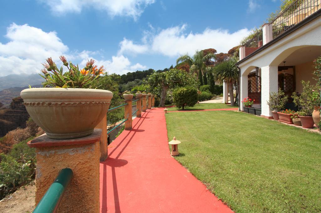 Villa Eleanto Cefalu Exterior photo